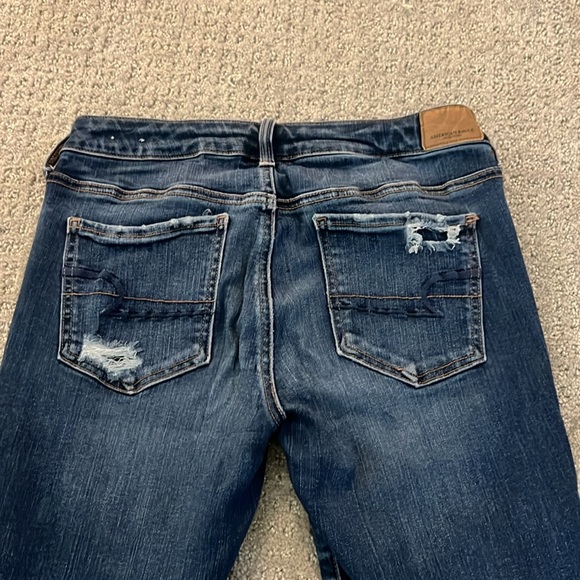 Women’s American Eagle super stretch ripped jeans size 10 - Picture 5 of 5